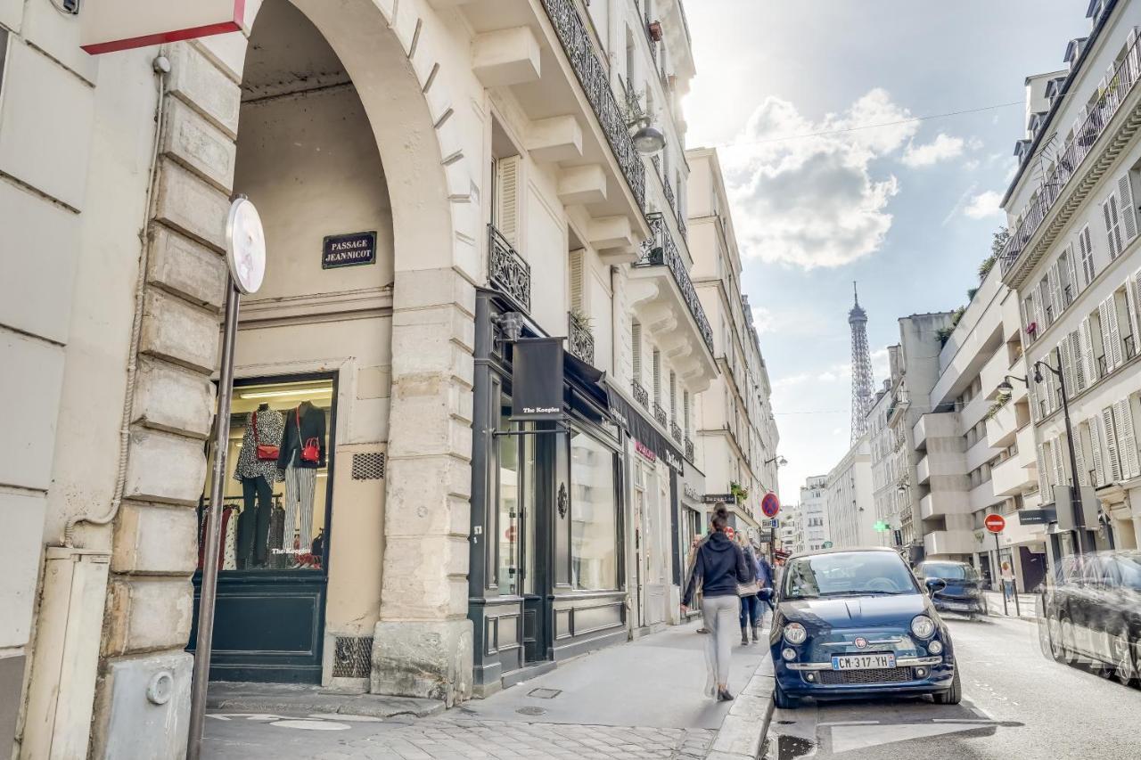 Apartment 3 People Close Eiffel Tower By Weekome Paris Bagian luar foto
